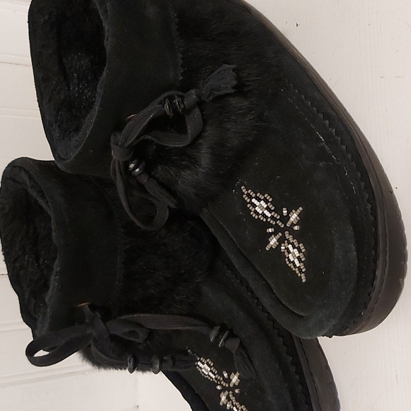Black Manitoba mukluks - Picture 4 of 4